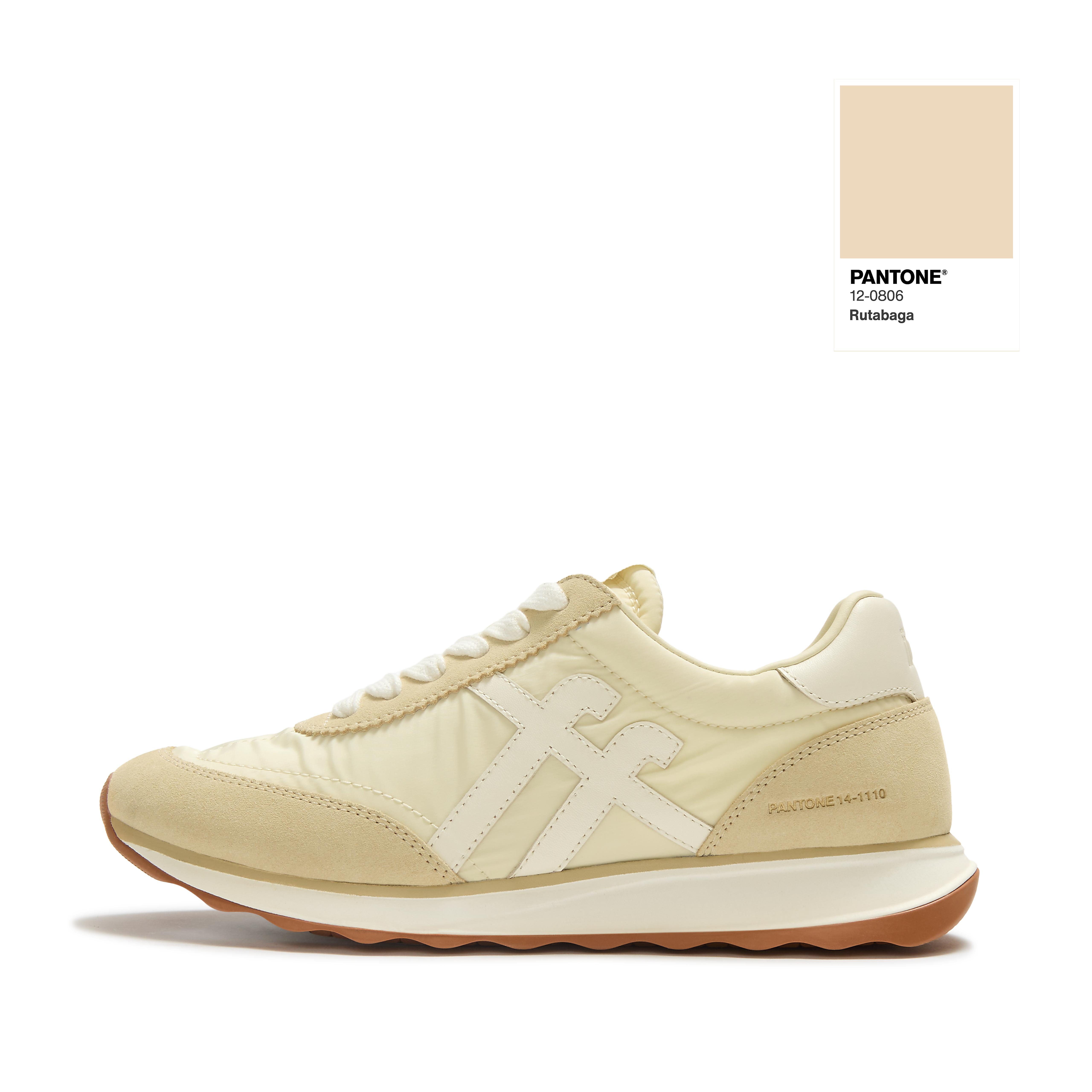 FitFlop RETRO-Q | PANTONE FF Suede Sneakers - Rutabaga