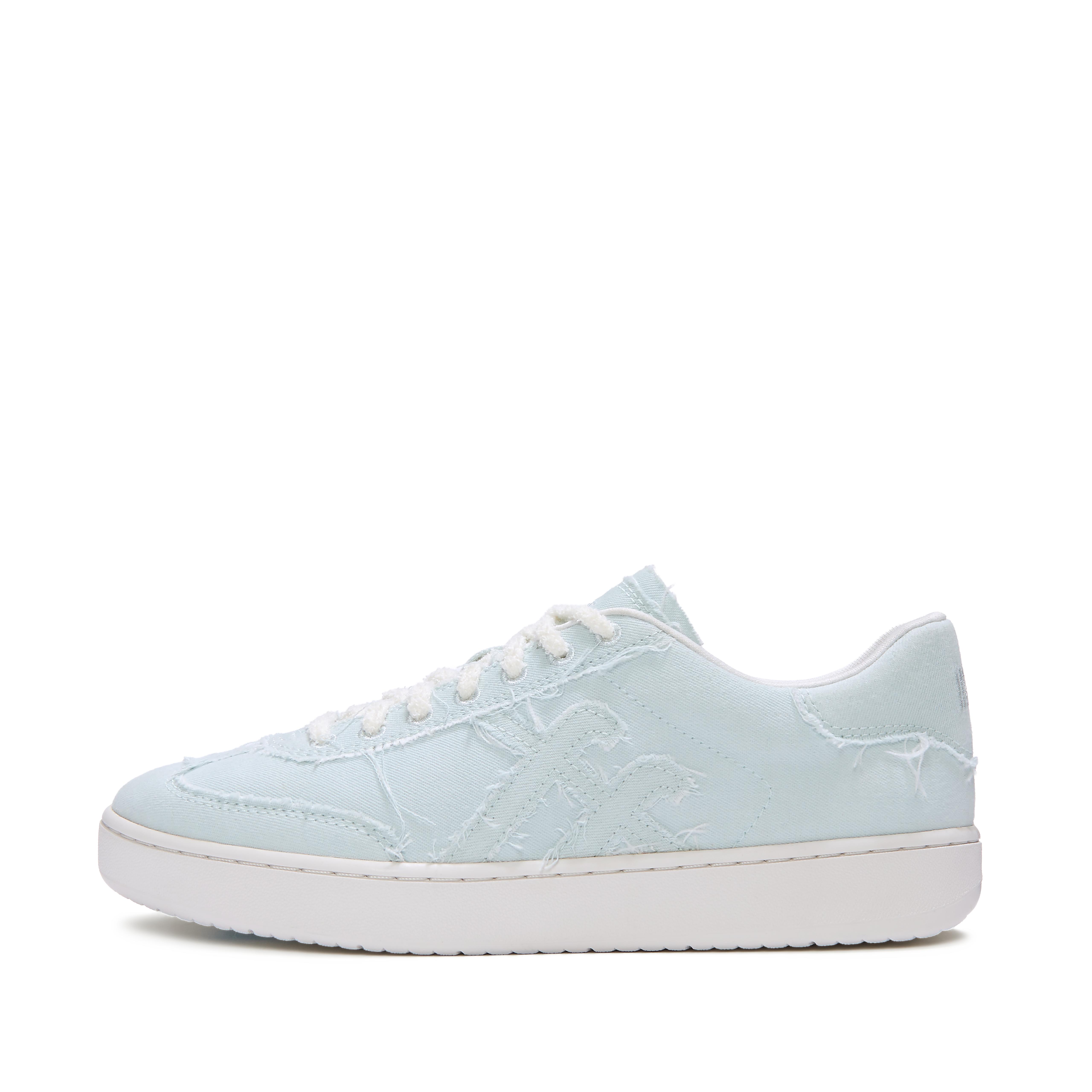 FitFlop THE DASH FF T-Toe Denim Sneakers - Ice Blue