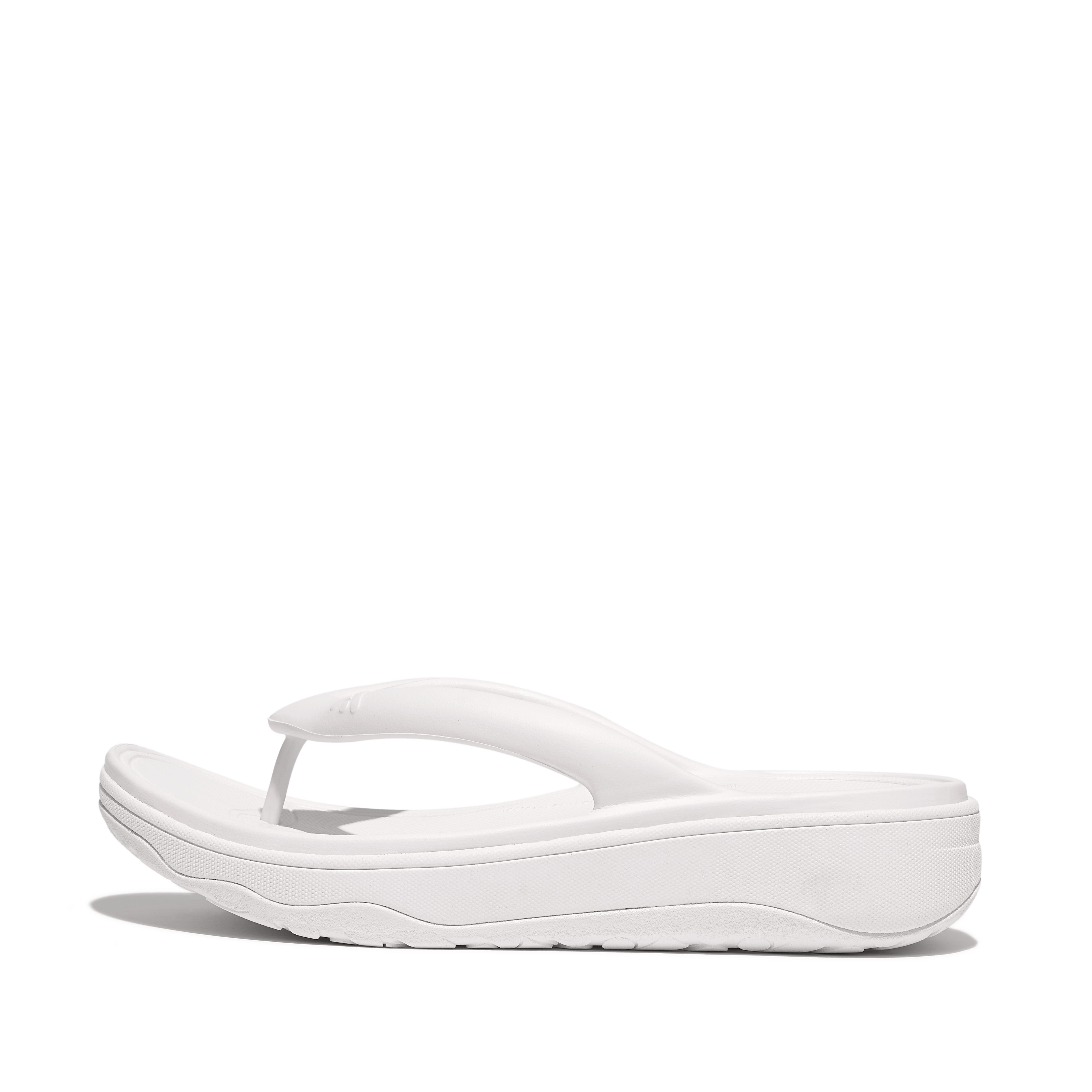 FitFlop RELIEFF Recovery Toe-Post Sandals - Urban White