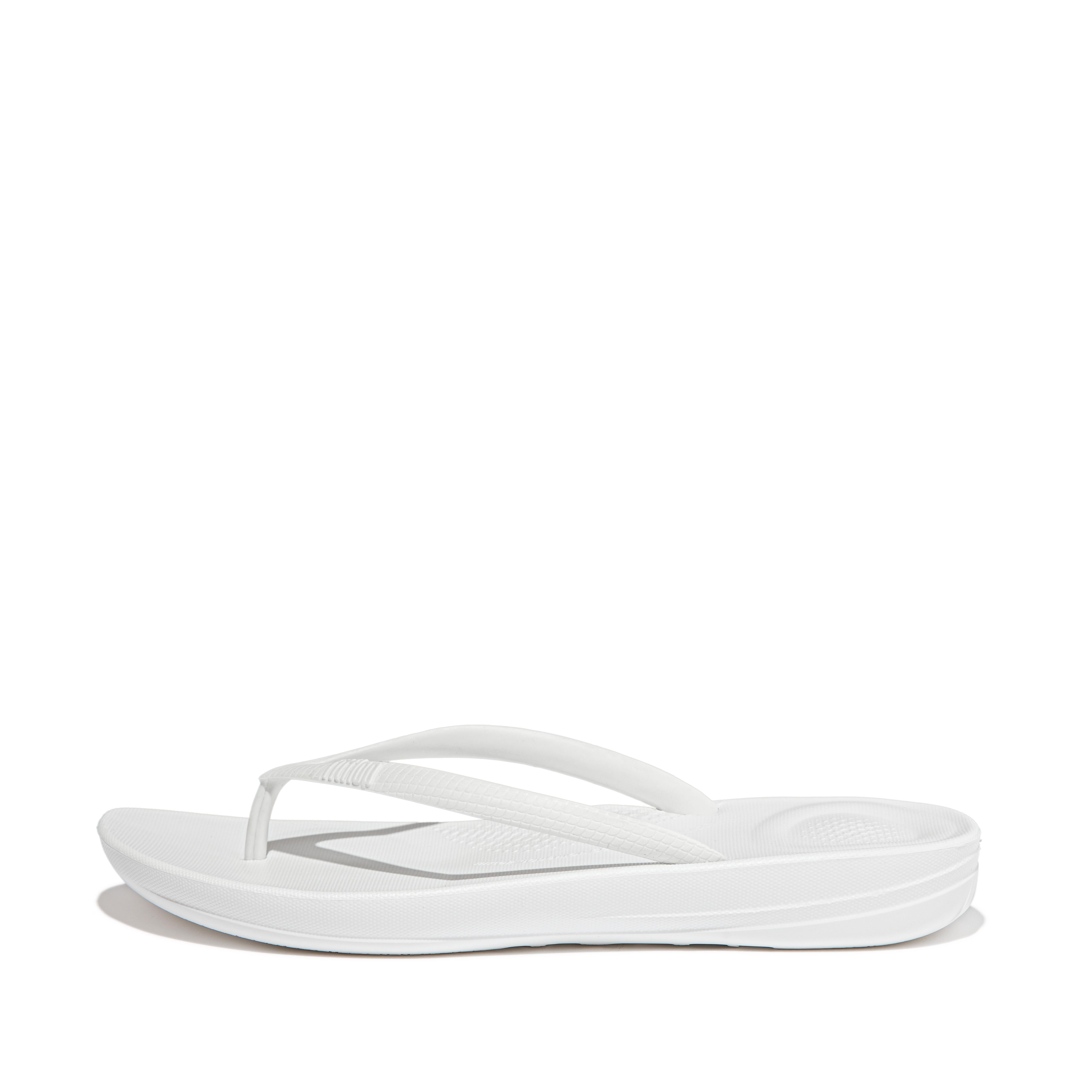 FitFlop iQUSHION Ergonomic Flip-Flops - Urban White